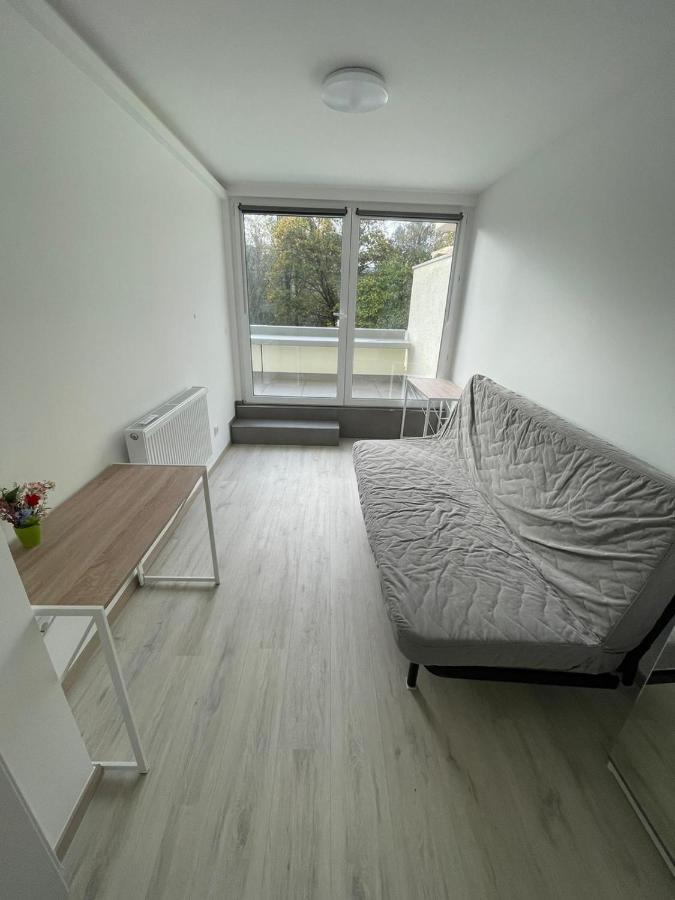 Apartment Schone Oase Mit Guter Anbindung